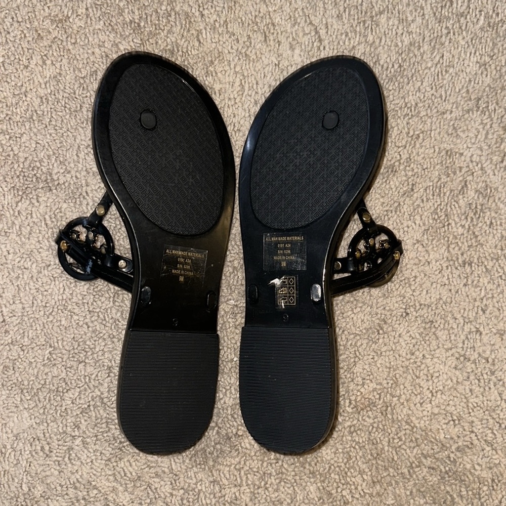Tory Burch sandals - Picture 2 of 3
